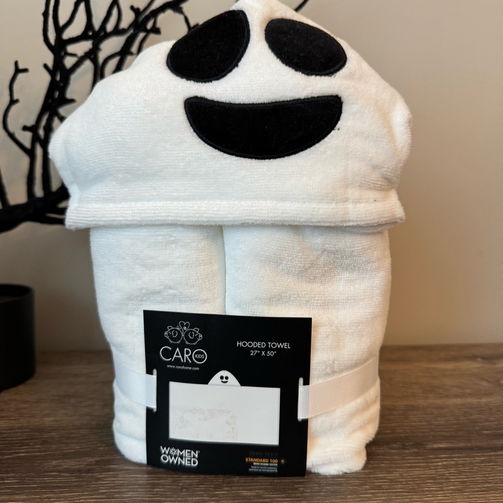Kids Spooky Hooded Bath Towel Halloween White Ghost NEW